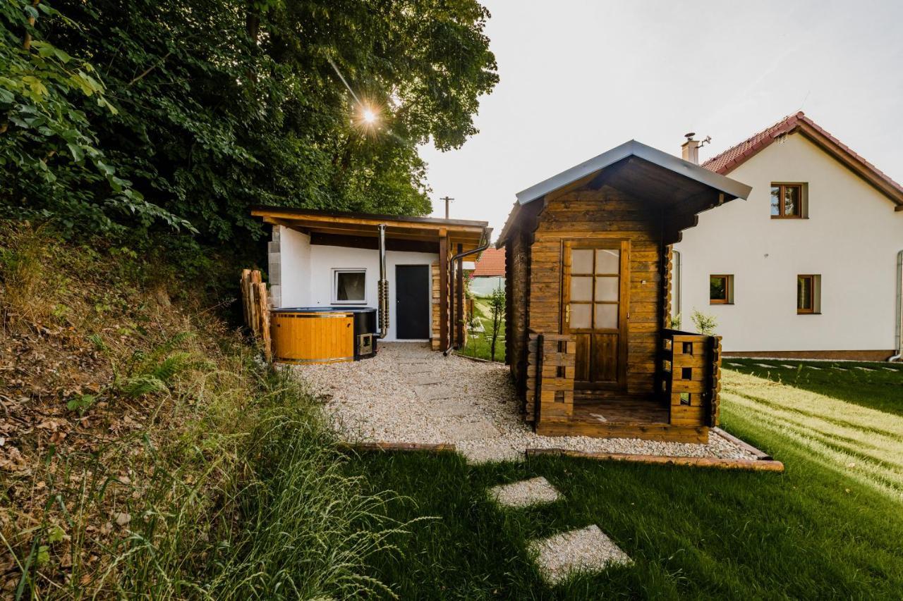 Na Zelivce Chalupa Gabriela Bagian luar foto